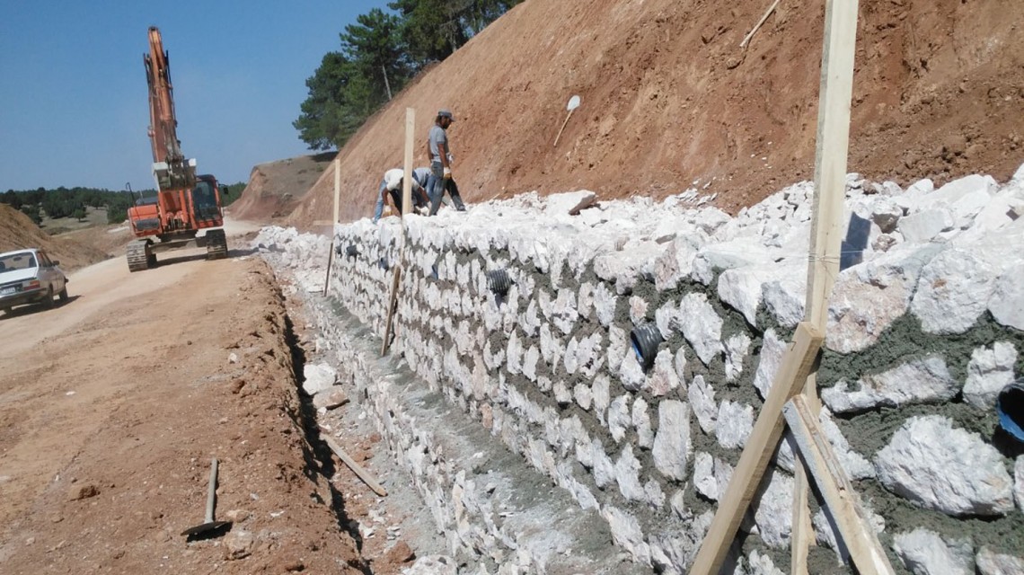 Dsi 18. Bölge Isparta Keçiborlu Kozluca Göleti Ve Sulaması